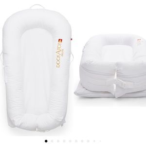 White Dockatot Delux+